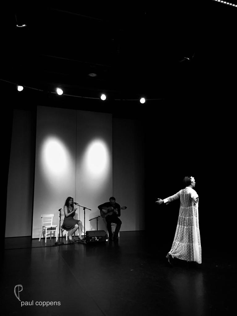 Während der Taranta bei "La Vida Flamenca", Eva Divotgey, Marko Dumancic und Julia Petschinka